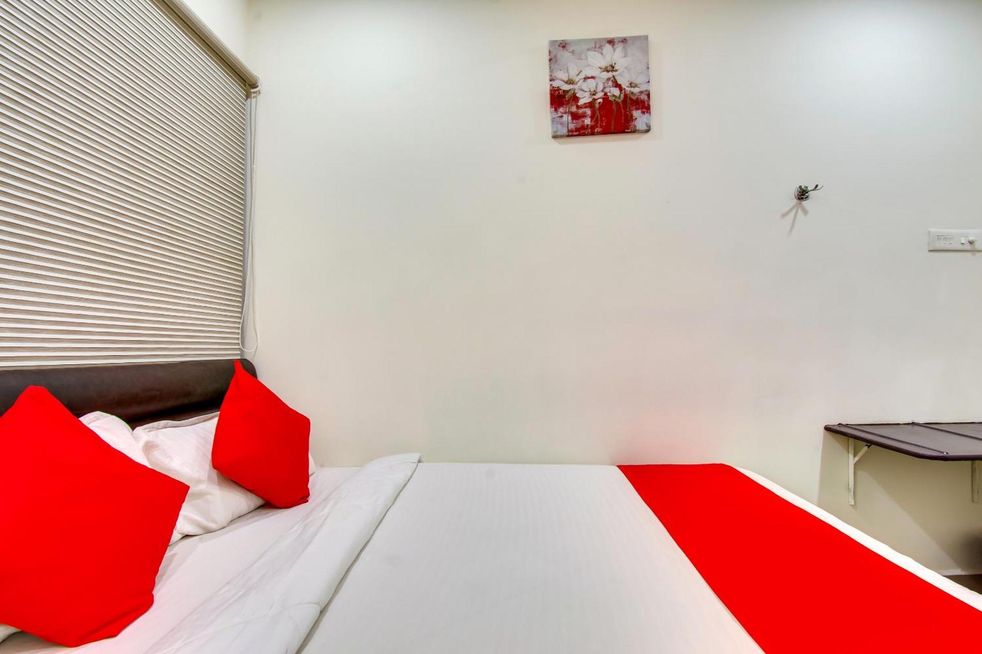 Oyo Akshaya Inn Vijayawāda المظهر الخارجي الصورة