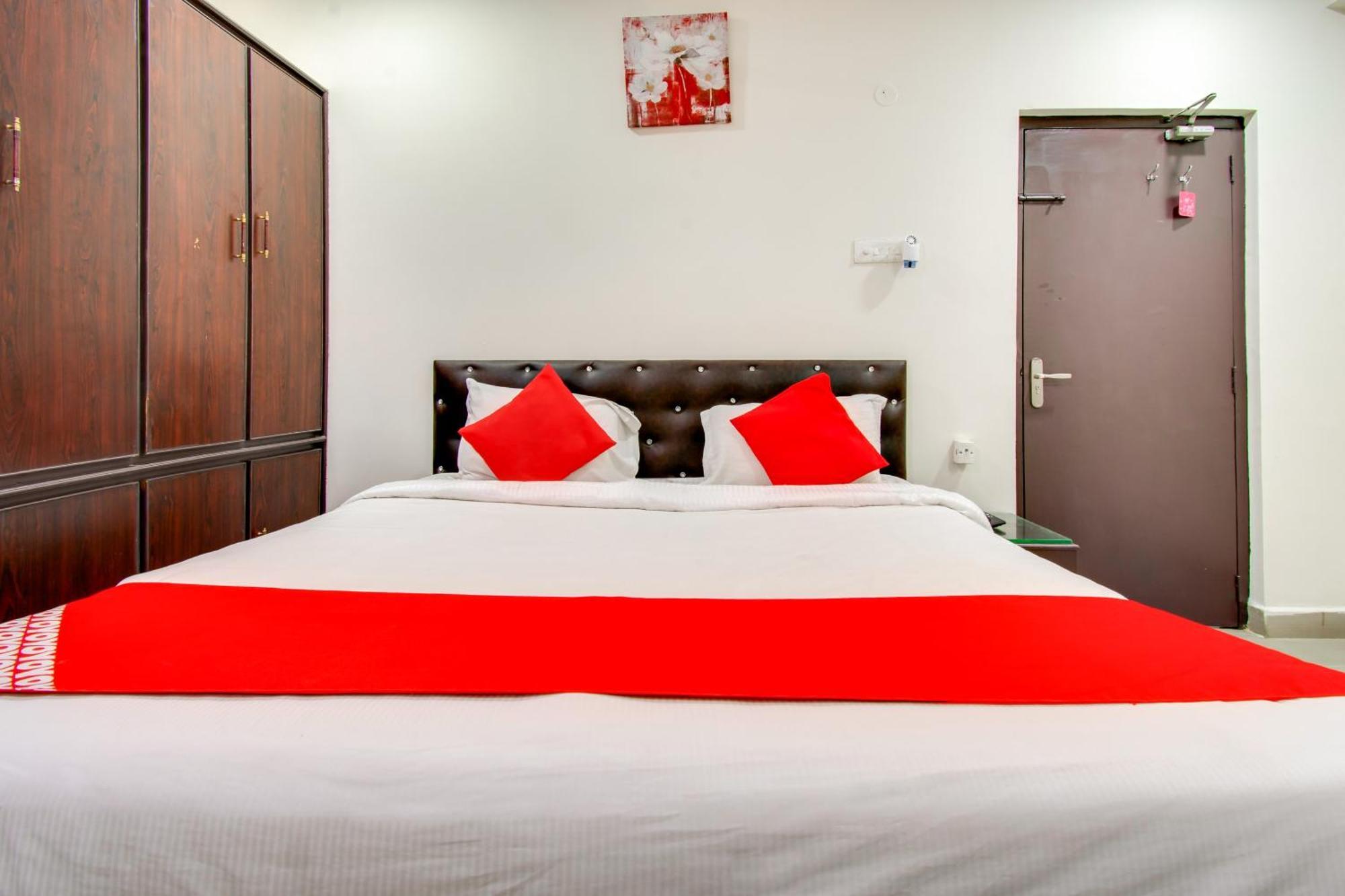 Oyo Akshaya Inn Vijayawāda المظهر الخارجي الصورة