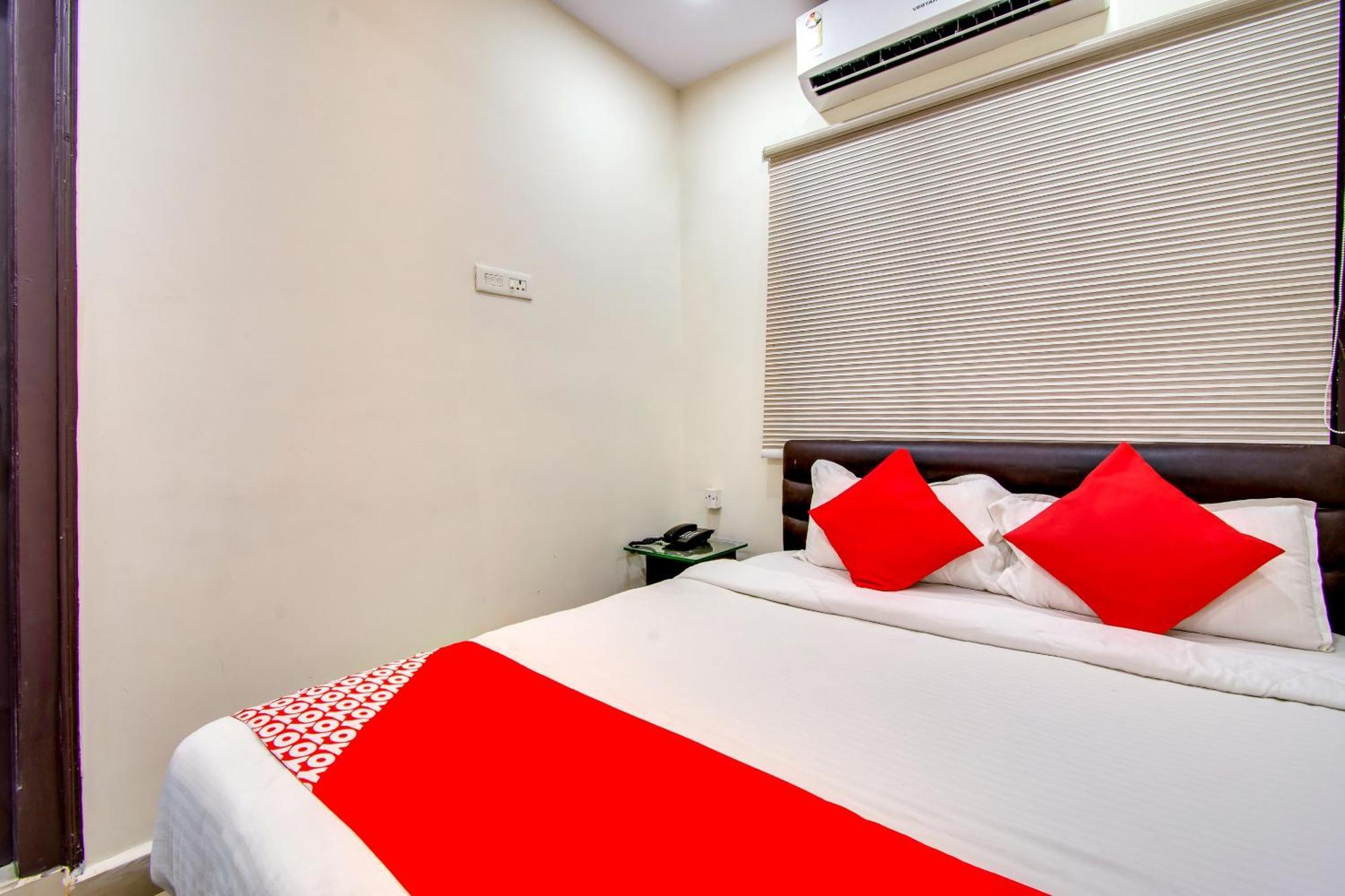 Oyo Akshaya Inn Vijayawāda المظهر الخارجي الصورة